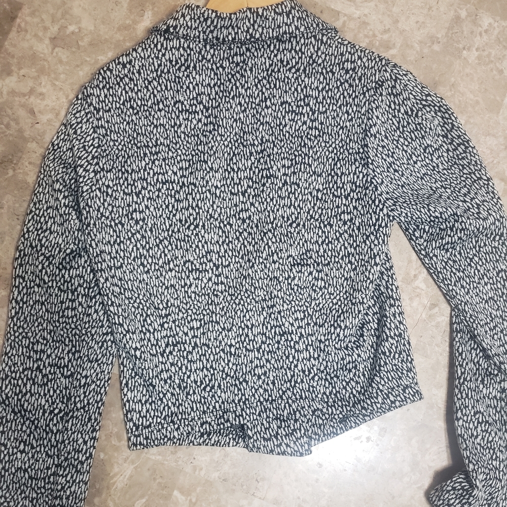 Coat - Picture 3 of 4